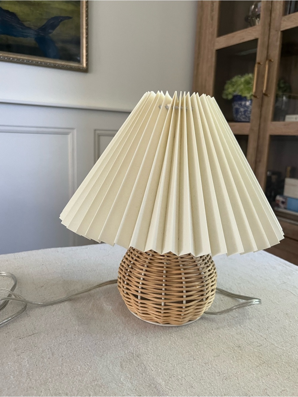 Coastal Wicker & Pleated Shade Table Lamp – Neutral Boho Accent Lighting